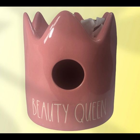 Rae Dunn BEAUTY QUEEN crown shaped birdhouse - Picture 1 of 4